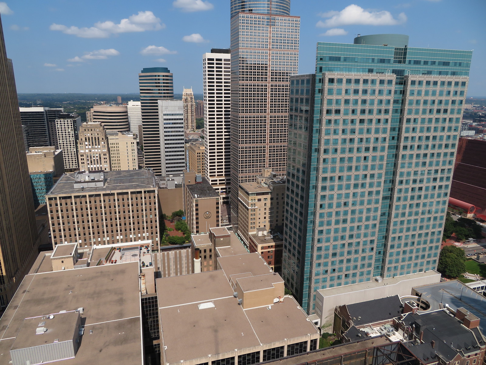 Minneapolis Downtown Office Values Plummet 11-39% as Developers Pivot Suburban